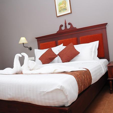 Vijayapark Hotel Kaduturutti Zewnętrze zdjęcie