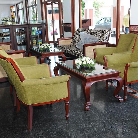 Vijayapark Hotel Kaduturutti Zewnętrze zdjęcie