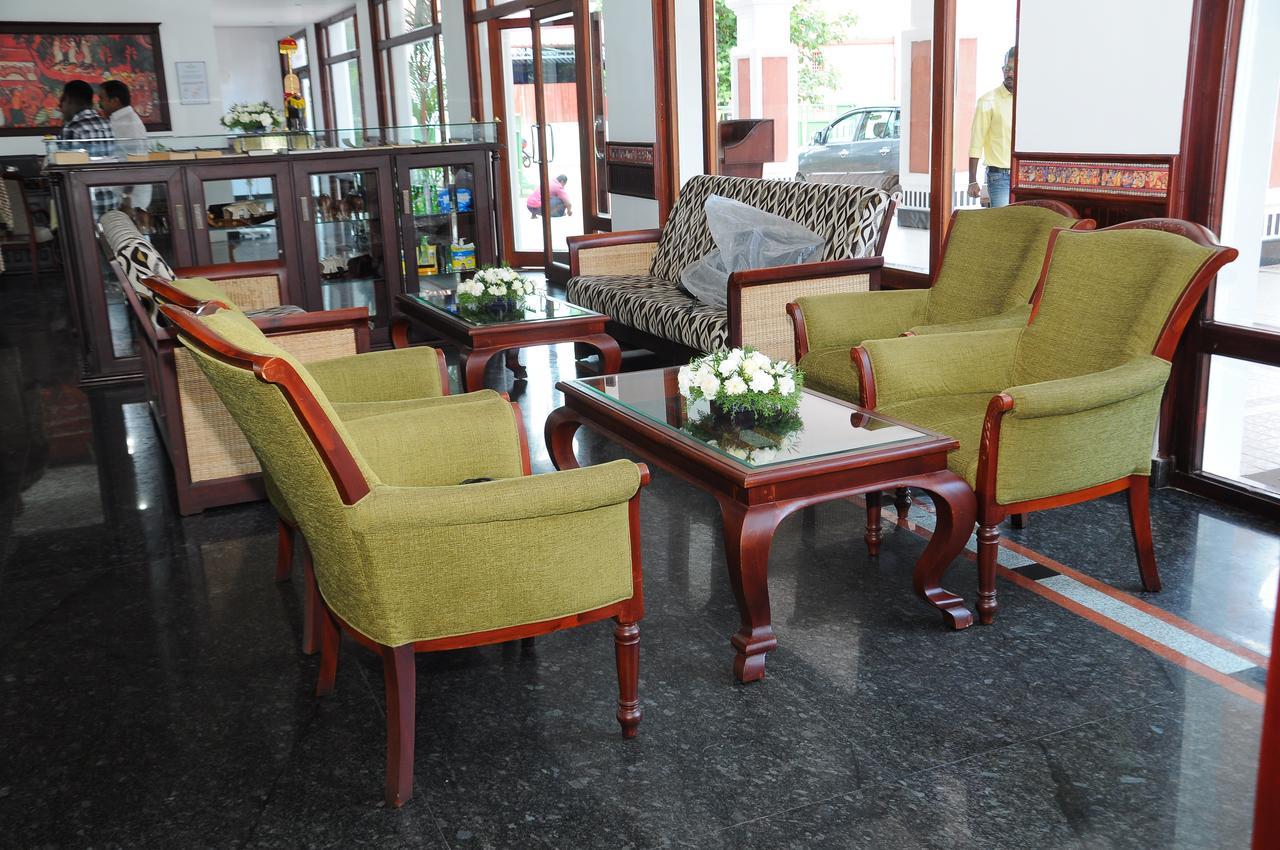 Vijayapark Hotel Kaduturutti Zewnętrze zdjęcie
