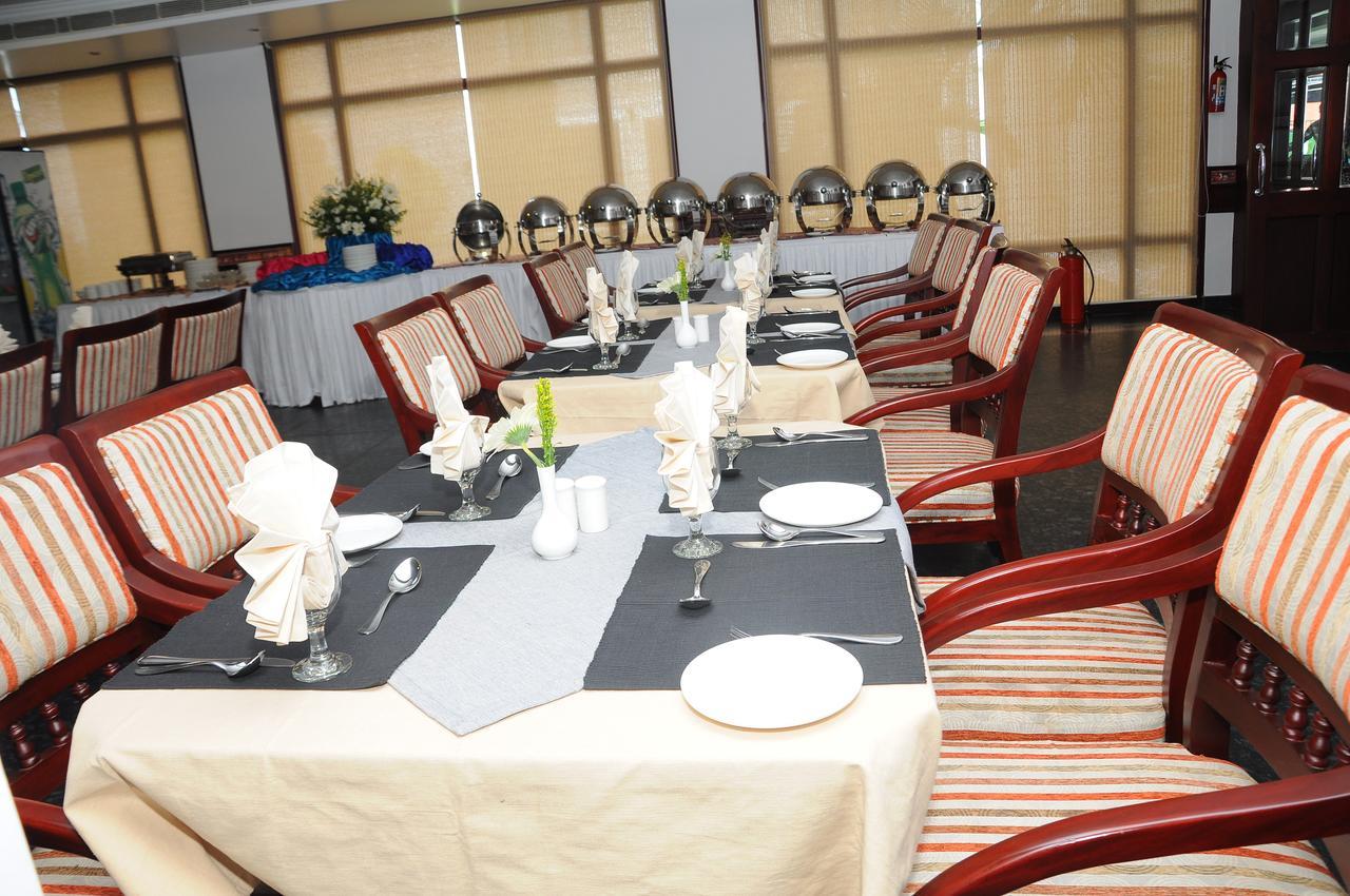 Vijayapark Hotel Kaduturutti Zewnętrze zdjęcie